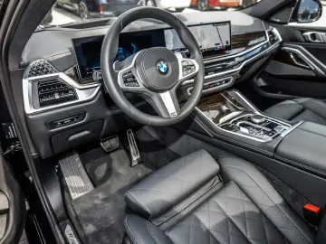 BMW X6 xDrive30d M Sport HUD PANO ACC AHK 360 KAM