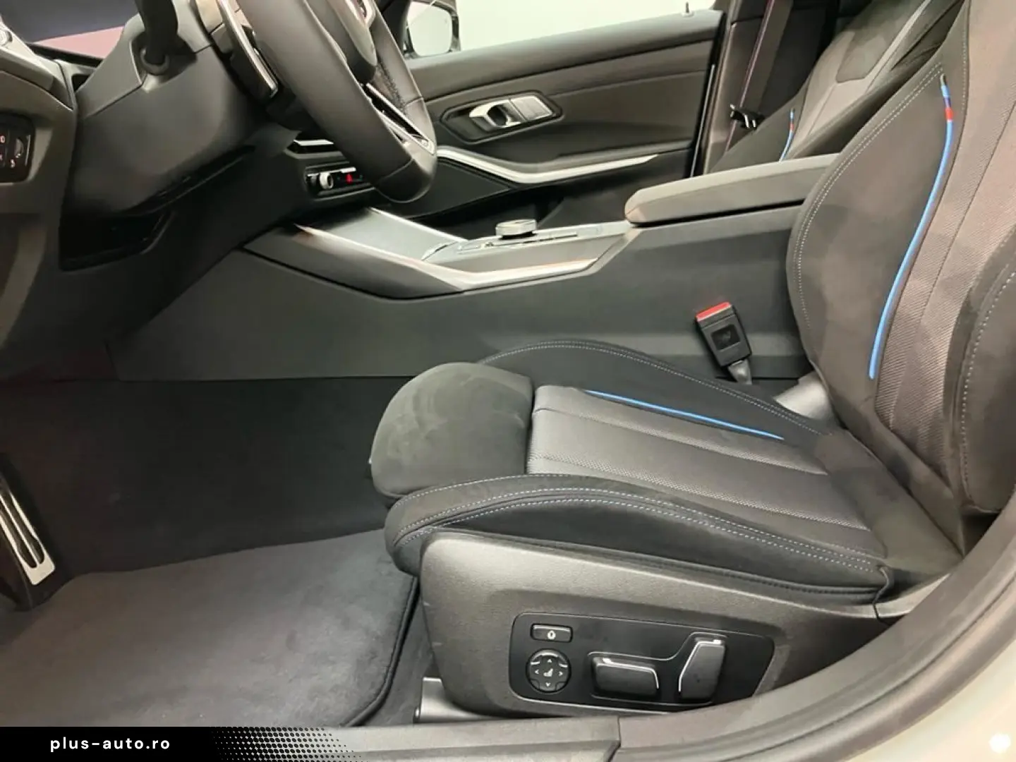 BMW 330d xDrive M Sport Pro AHK ACC Pano Inno Voll