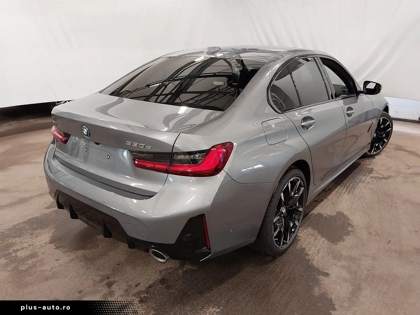 BMW 330e xDrive M Sport   HeadUp Stop&Go Schiebedach