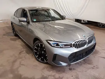 BMW 330e xDrive M Sport   HeadUp Stop&Go Schiebedach