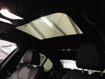 BMW 330e xDrive M Sport   HeadUp Stop&Go Schiebedach