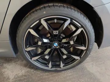 BMW 330e xDrive M Sport   HeadUp Stop&Go Schiebedach