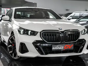 BMW 540xd M Sport Pro 3xTV Head B&W Dist 360 Pano 20