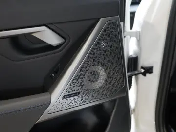 BMW 540xd M Sport Pro 3xTV Head B&W Dist 360 Pano 20