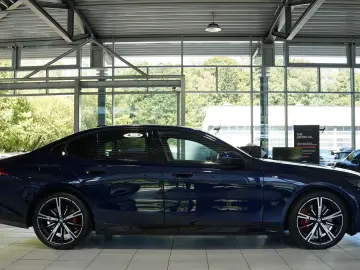 BMW 540 d Limousine xD M Sport Pro 1.H  Pano  Schale