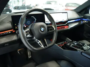 BMW 540 d Limousine xD M Sport Pro 1.H  Pano  Schale