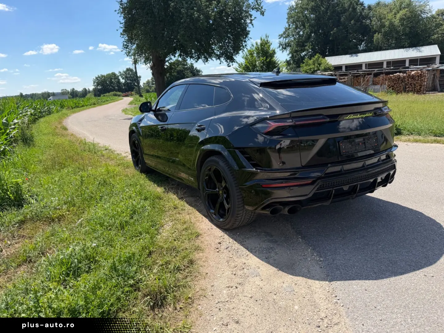 LAMBORGHINI Urus S Pano Service neu