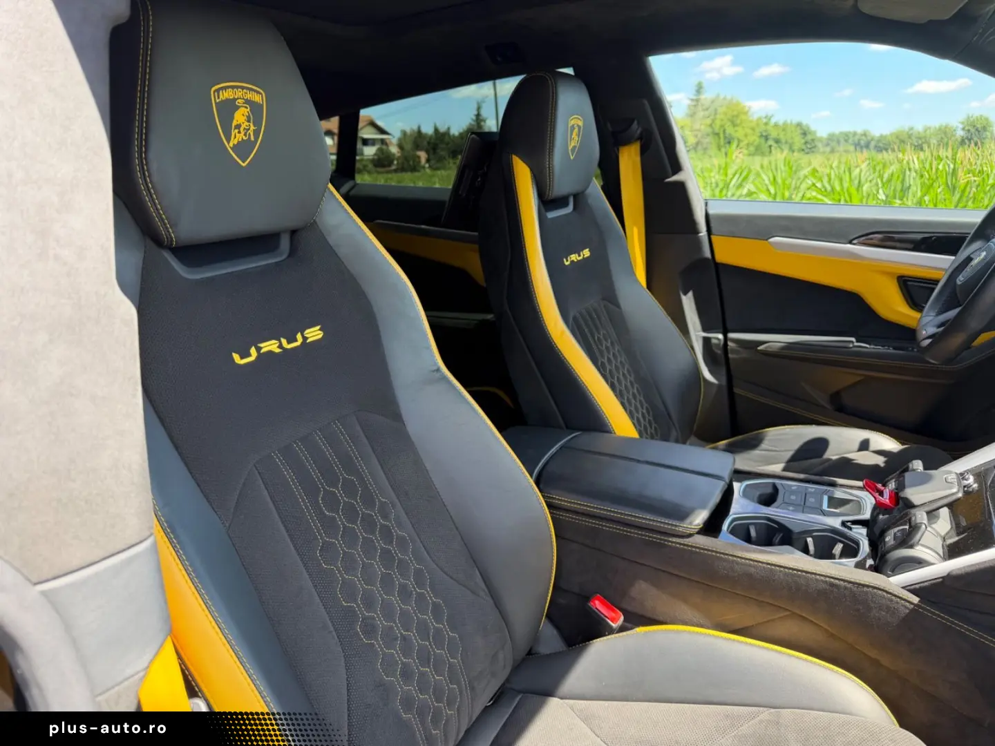 LAMBORGHINI Urus S Pano Service neu