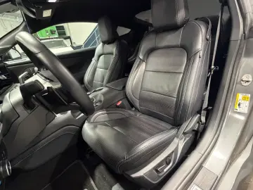 FORD Mustang Fastback 5.0 Ti-VCT V8 328 kW GT SERVICE