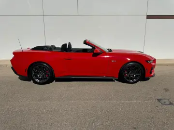 FORD Mustang Convertible 5.0 V8 GT MagneRide  B&O