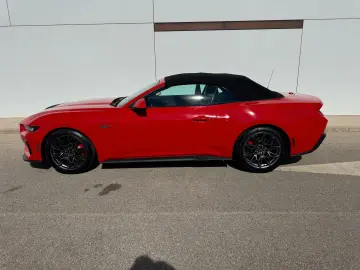 FORD Mustang Convertible 5.0 V8 GT MagneRide  B&O