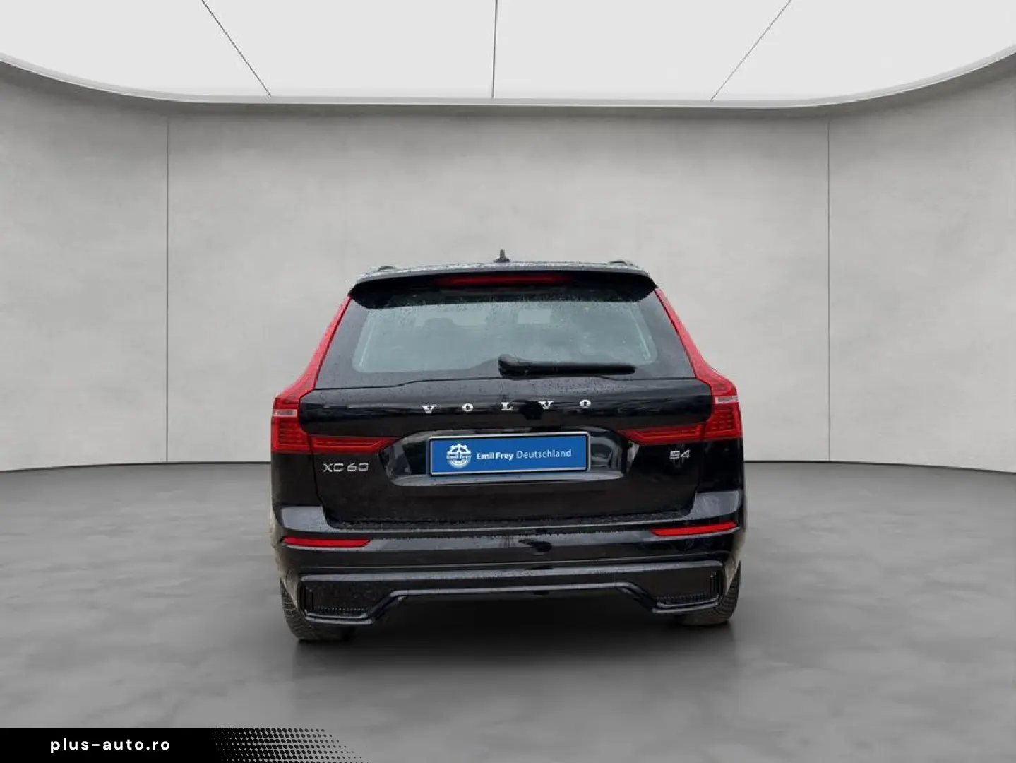 VOLVO XC60 B4 B Plus Dark