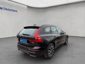 VOLVO XC60 B4 B Plus Dark