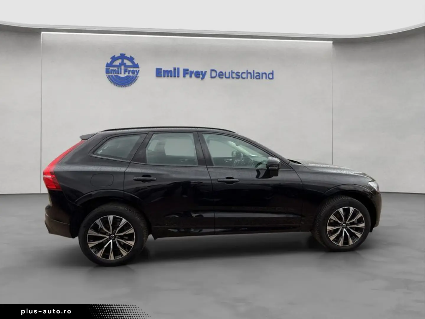VOLVO XC60 B4 B Plus Dark