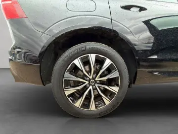 VOLVO XC60 B4 B Plus Dark