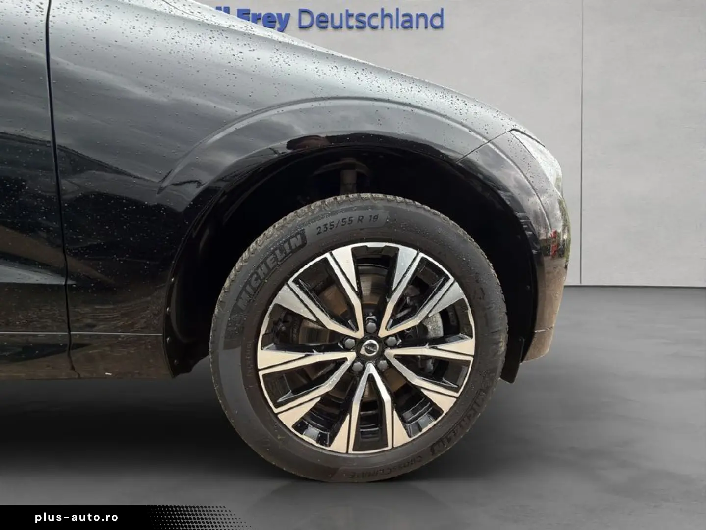 VOLVO XC60 B4 B Plus Dark