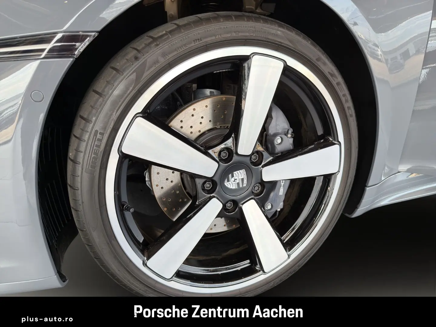 PORSCHE 992 911 Carrera Clubleder Sportabgas LED-Matrix