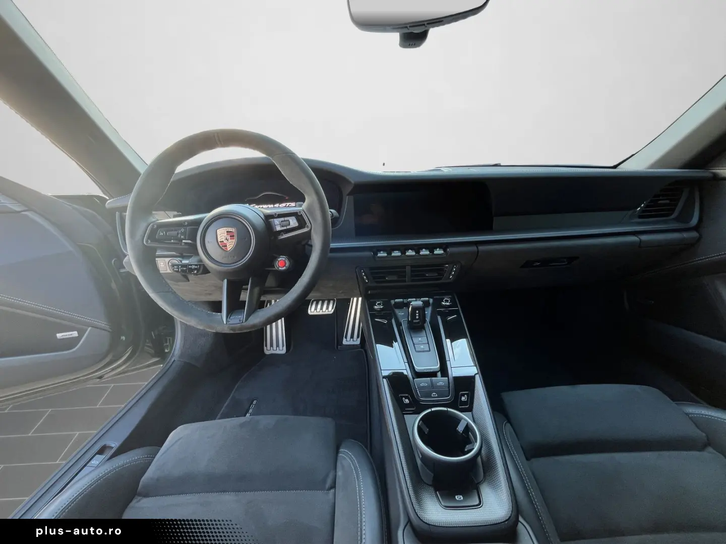 PORSCHE 992 -2 (911) Carrera 4 GTS Cabriolet 18-Wege SWA