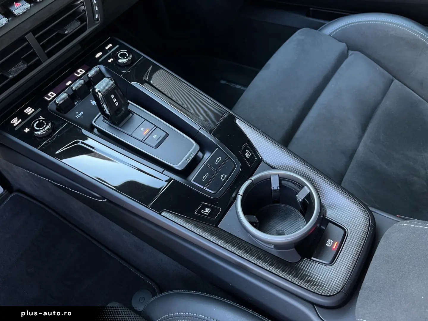 PORSCHE 992 -2 (911) Carrera 4 GTS Cabriolet 18-Wege SWA
