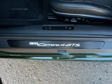 PORSCHE 992 -2 (911) Carrera 4 GTS Cabriolet 18-Wege SWA