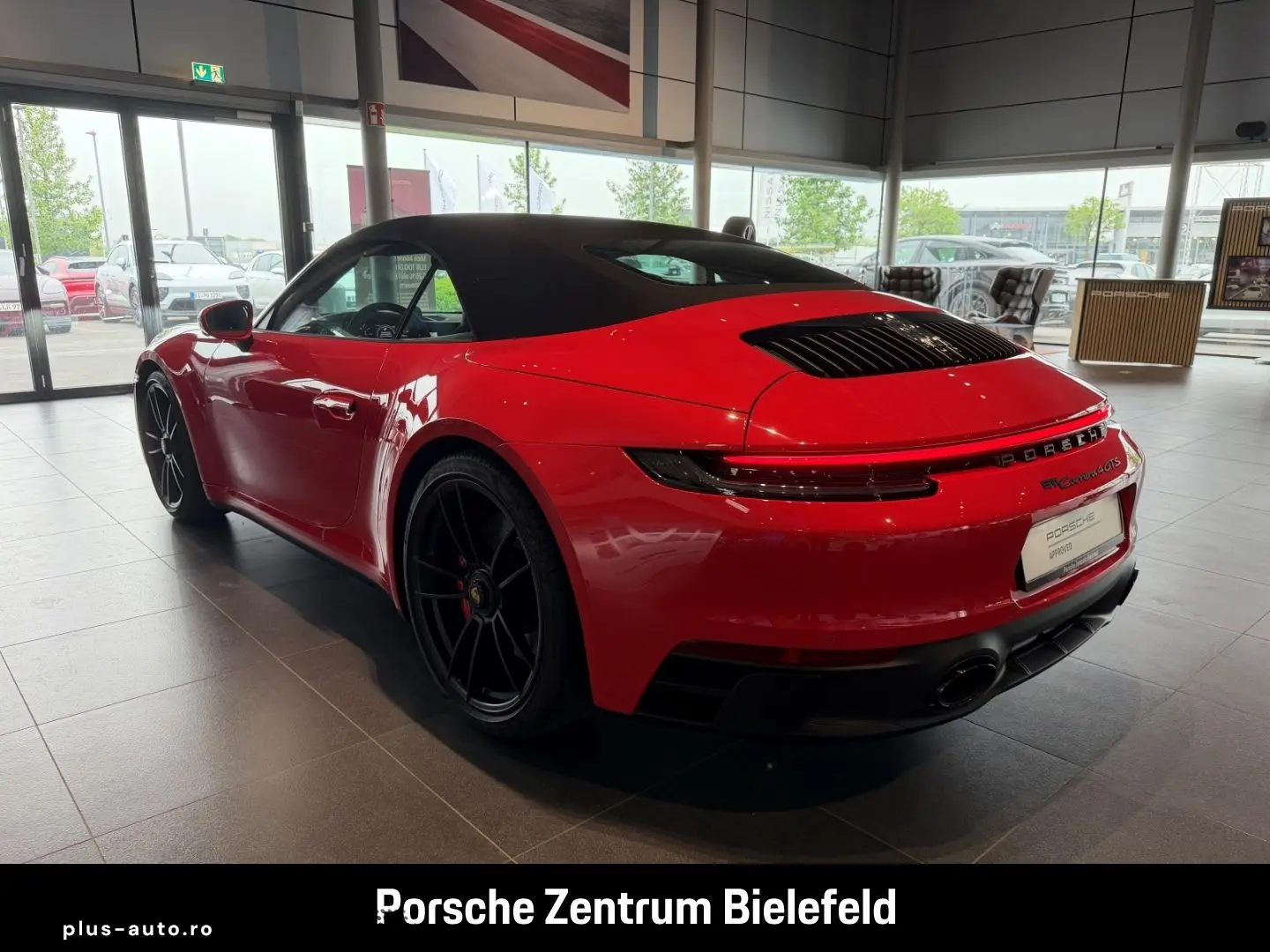 PORSCHE 992 911 Carrera 4 GTS Cabriolet Sportabgas BOSE