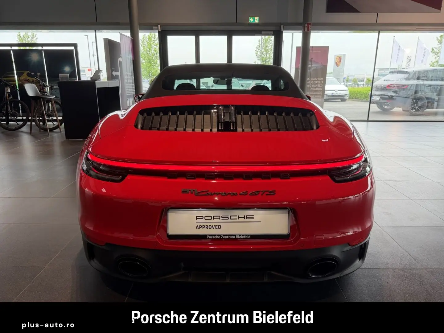 PORSCHE 992 911 Carrera 4 GTS Cabriolet Sportabgas BOSE