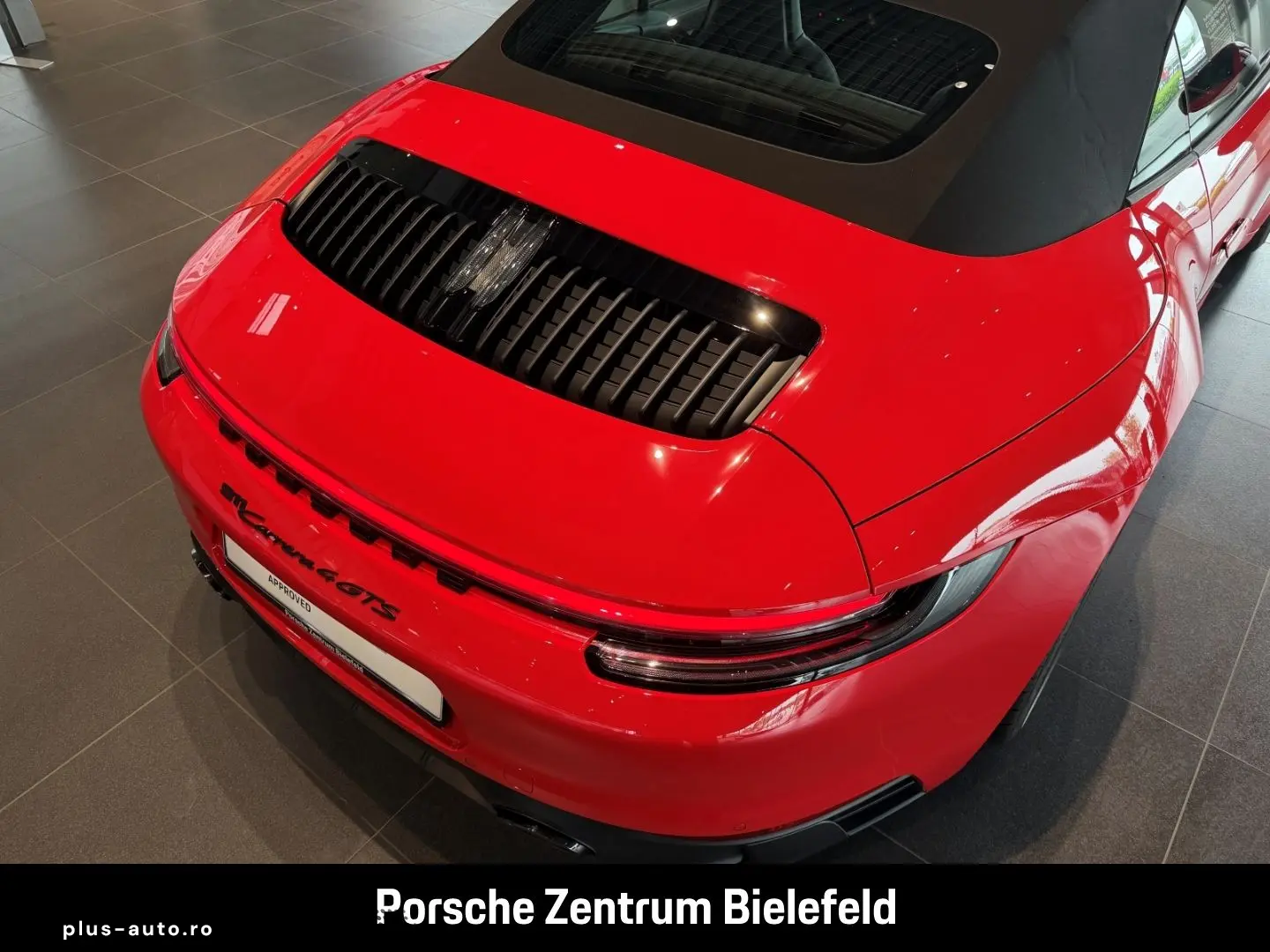 PORSCHE 992 911 Carrera 4 GTS Cabriolet Sportabgas BOSE