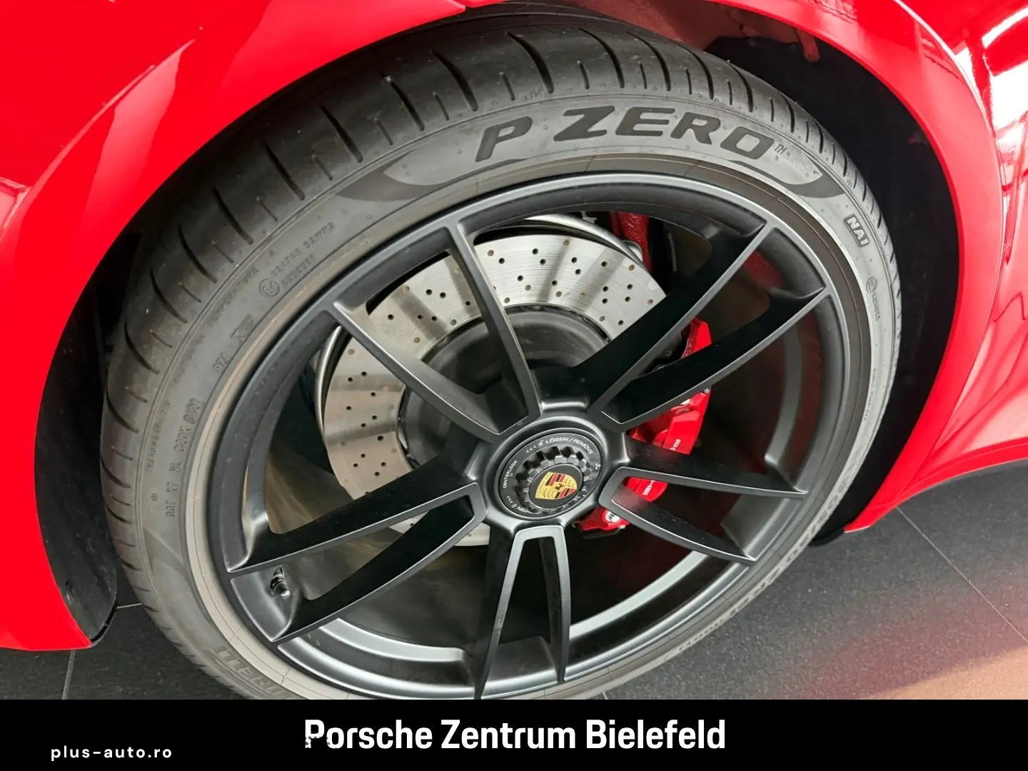 PORSCHE 992 911 Carrera 4 GTS Cabriolet Sportabgas BOSE