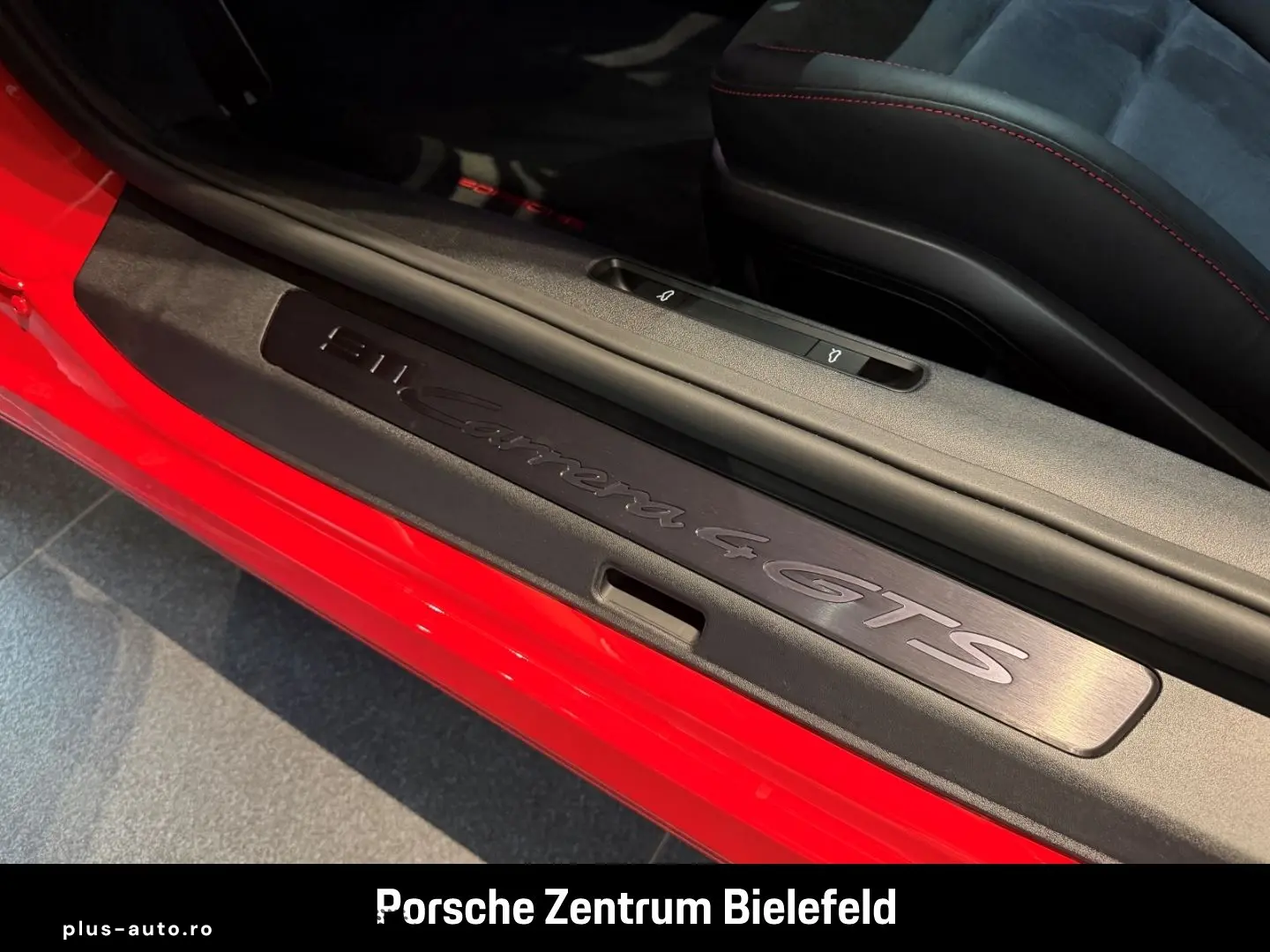 PORSCHE 992 911 Carrera 4 GTS Cabriolet Sportabgas BOSE