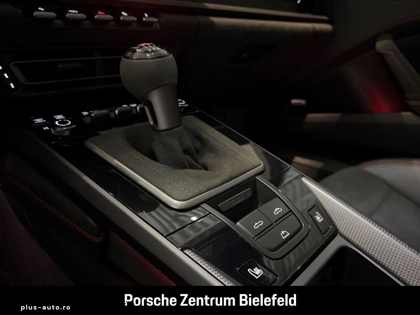 PORSCHE 992 911 Carrera 4 GTS Cabriolet Sportabgas BOSE
