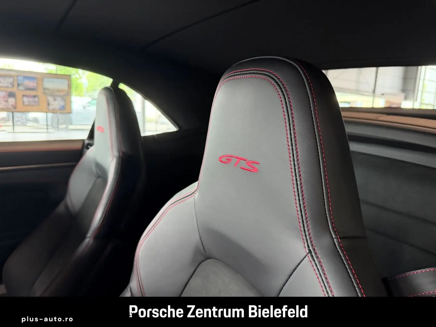 PORSCHE 992 911 Carrera 4 GTS Cabriolet Sportabgas BOSE