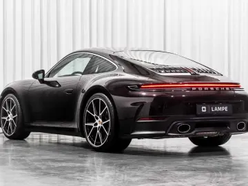 PORSCHE 992 .2 Carrera 2 Coupé PTS Superior Red   Chalk