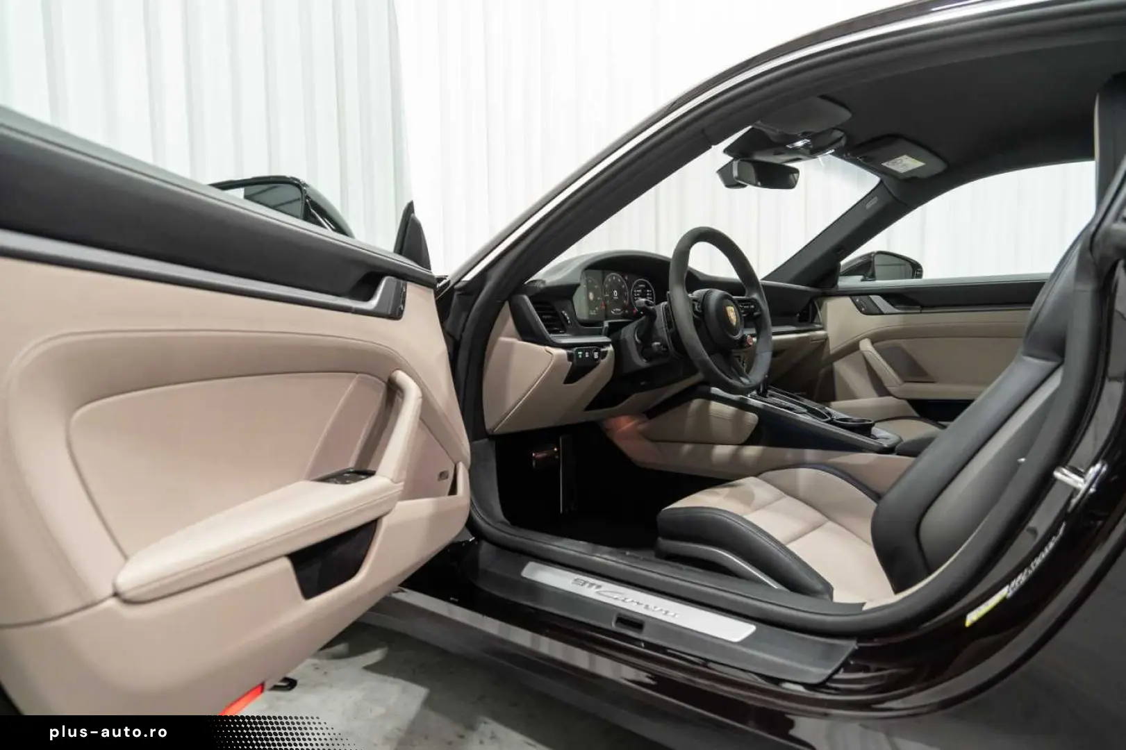 PORSCHE 992 .2 Carrera 2 Coupé PTS Superior Red   Chalk