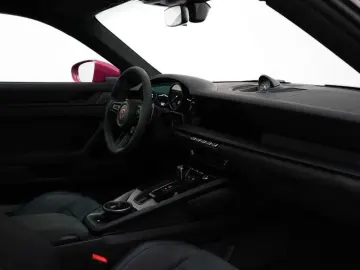 PORSCHE 911 992 Carrera 4 GTS