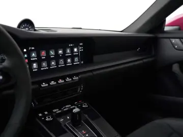 PORSCHE 911 992 Carrera 4 GTS