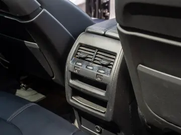 BMW X5 xDrive30d MHEV M Paket Laser Pano HeadUp Webasto