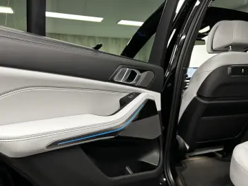 BMW X5 xDrive50e M Sportpaket Harman Kardon Pano. AH
