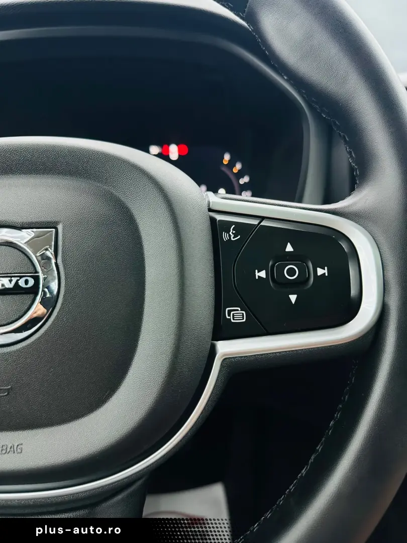 VOLVO XC60 2022 2.0D E6 4X4 Garantie 12 Luni Rate Avans 0 Do
