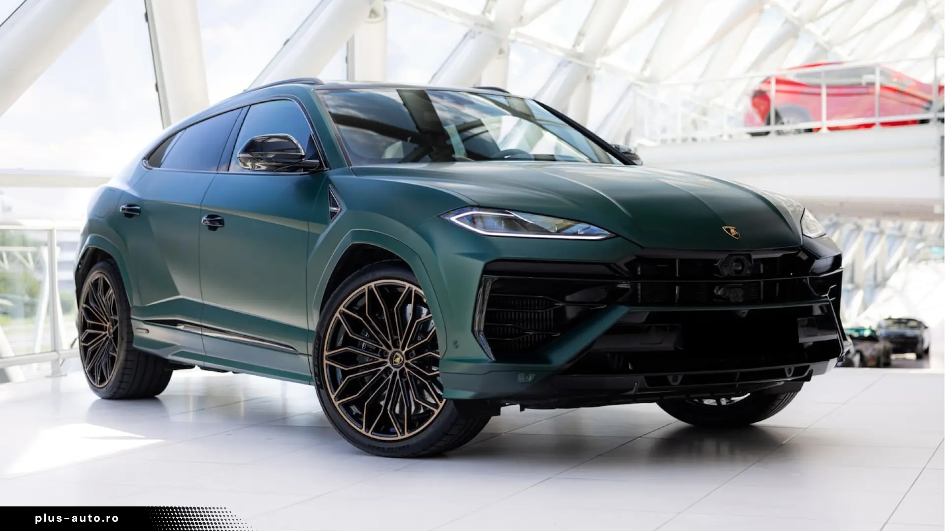 Lamborghini Urus SE Hybrid 620 CP