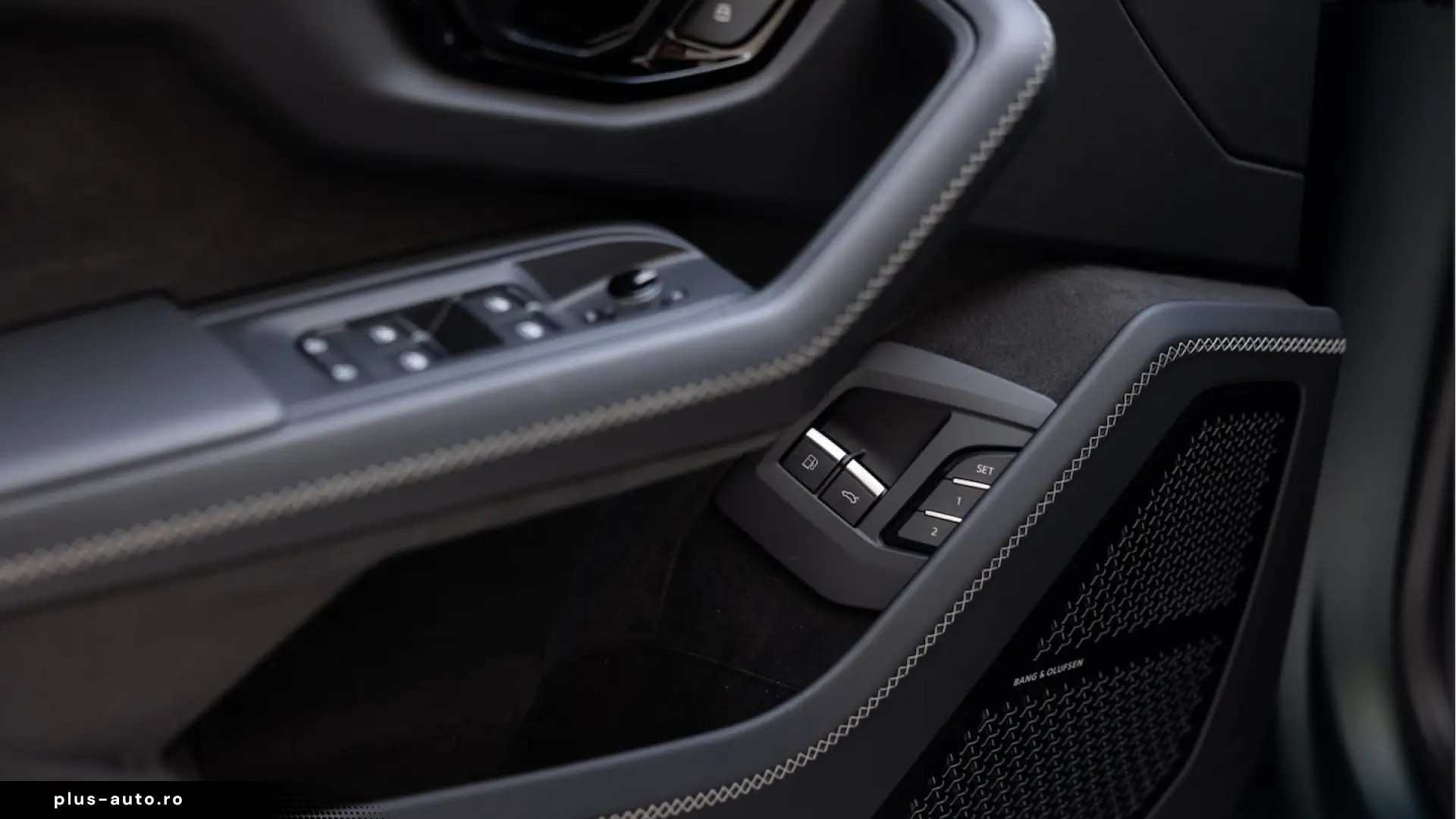 Lamborghini Urus SE Hybrid 620 CP