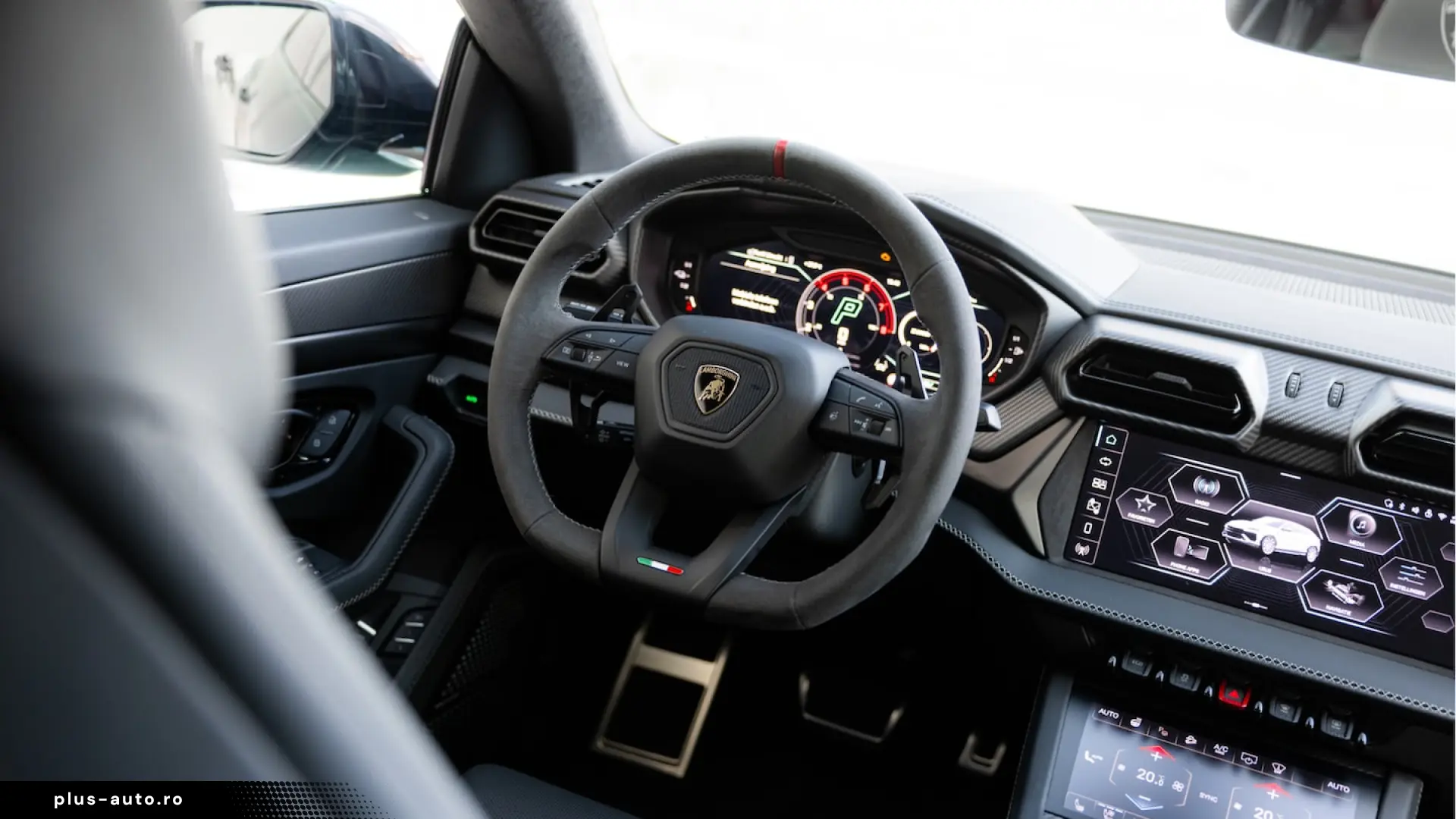 Lamborghini Urus SE Hybrid 620 CP