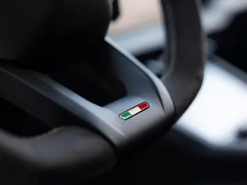 Lamborghini Urus SE Hybrid 620 CP