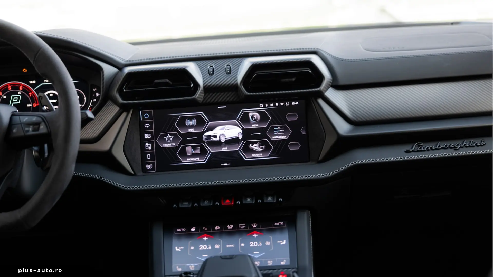 Lamborghini Urus SE Hybrid 620 CP