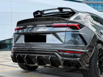 Lamborghini Urus 4.0 V8 Widebody Carbon 735 CP