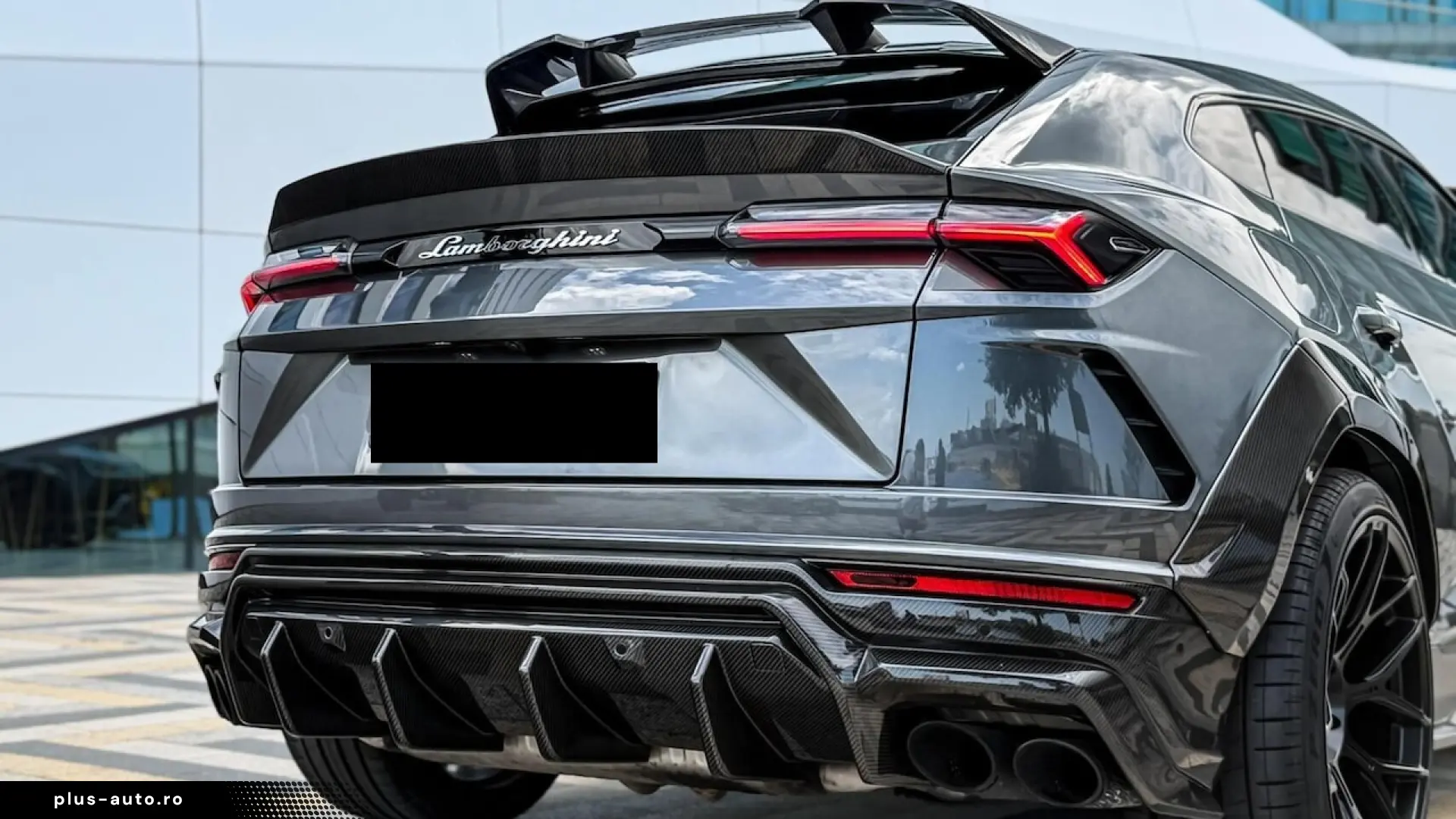 Lamborghini Urus 4.0 V8 Widebody Carbon 735 CP