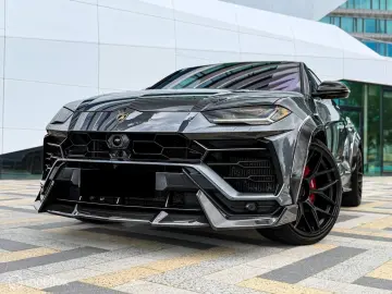 Lamborghini Urus 4.0 V8 Widebody Carbon 735 CP