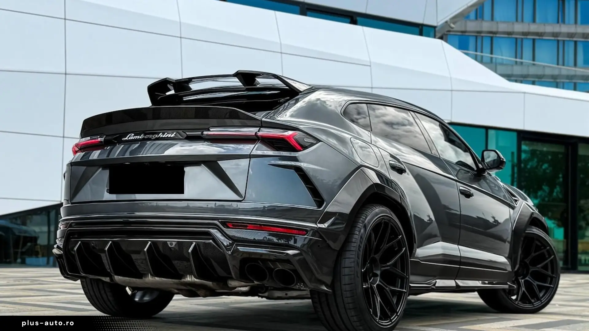 Lamborghini Urus 4.0 V8 Widebody Carbon 735 CP