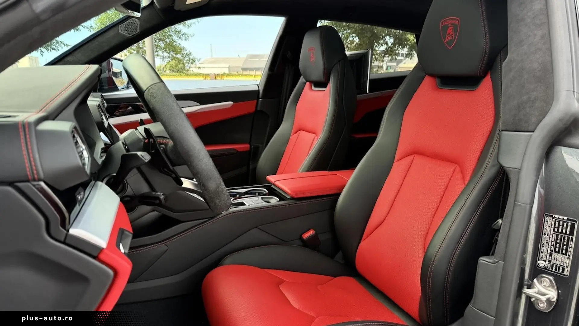 Lamborghini Urus 4.0 V8 Widebody Carbon 735 CP