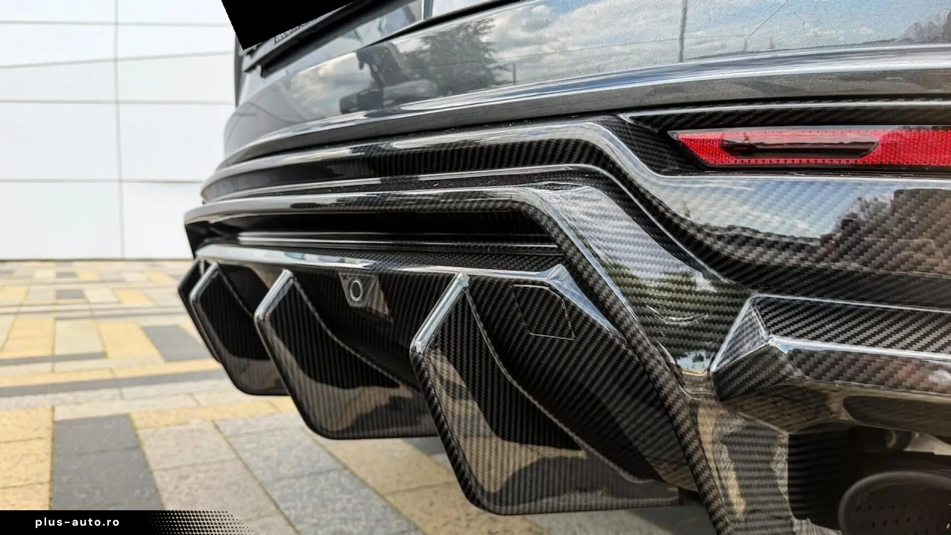 Lamborghini Urus 4.0 V8 Widebody Carbon 735 CP