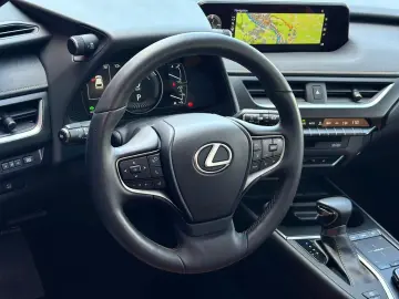 LEXUS UX 250h LUXURY LED#ACC#VIRTC#HUD#SPUR#SD#LH#NAV